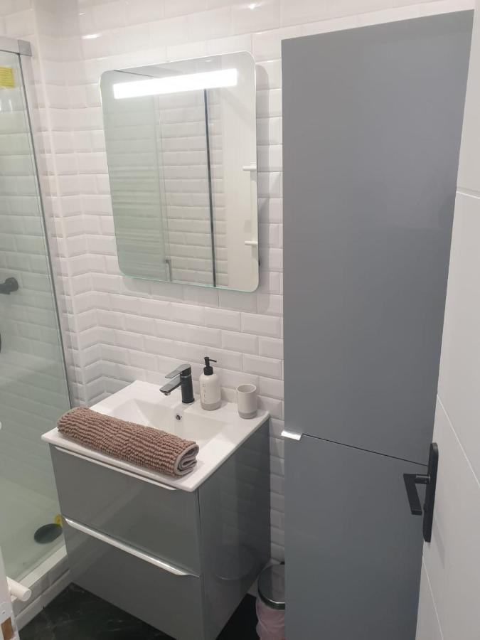 نيس Air-Conditioned And Free Wifi Apartment Next To Promenade Des Anglais المظهر الخارجي الصورة