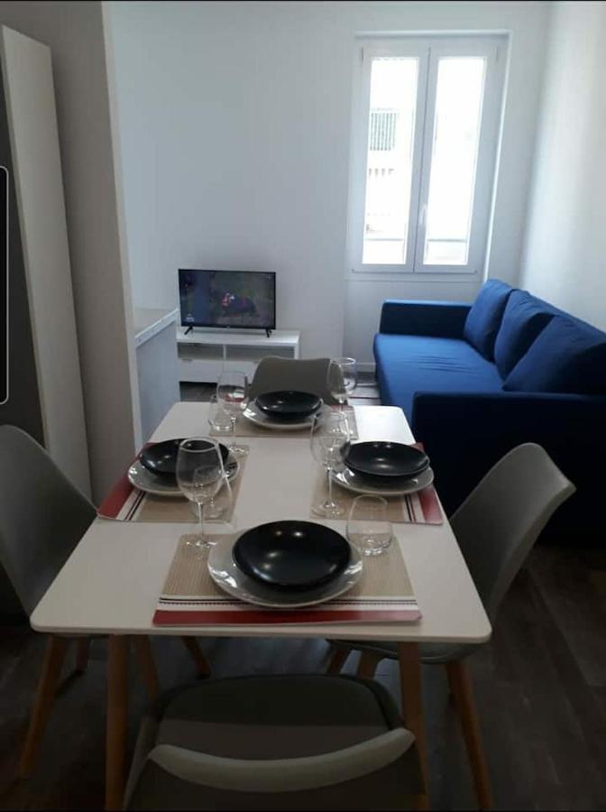 نيس Air-Conditioned And Free Wifi Apartment Next To Promenade Des Anglais المظهر الخارجي الصورة